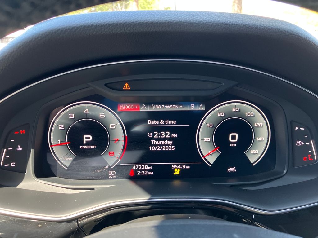 2021 Audi Q7 45 Premium photo 22
