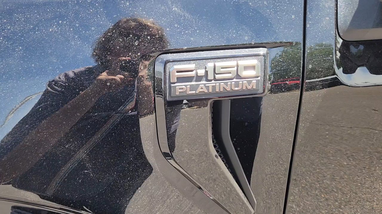 2025 Ford F-150 Platinum photo 22