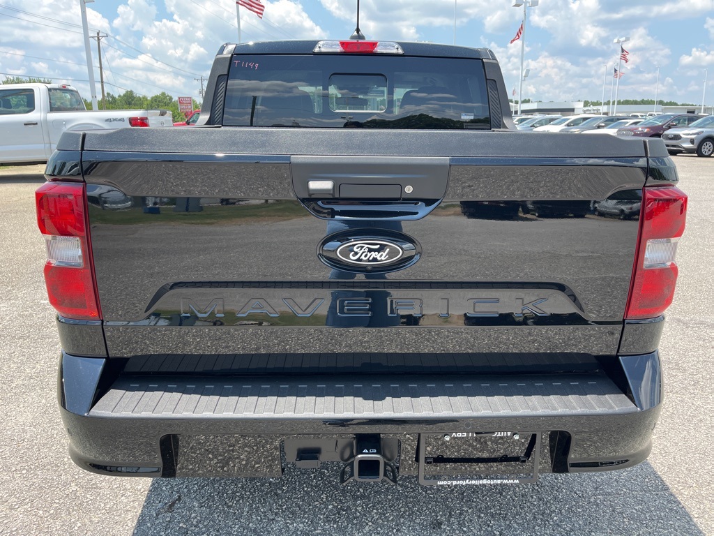 2025 Ford Maverick photo 4