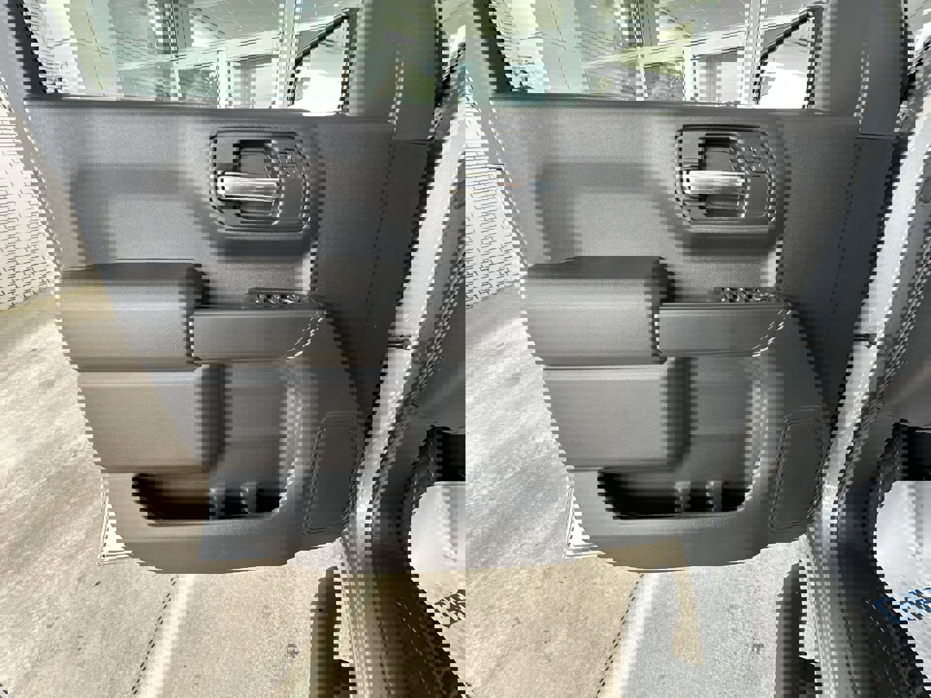2025 Chevrolet Silverado 1500 Custom Trail Boss photo 21