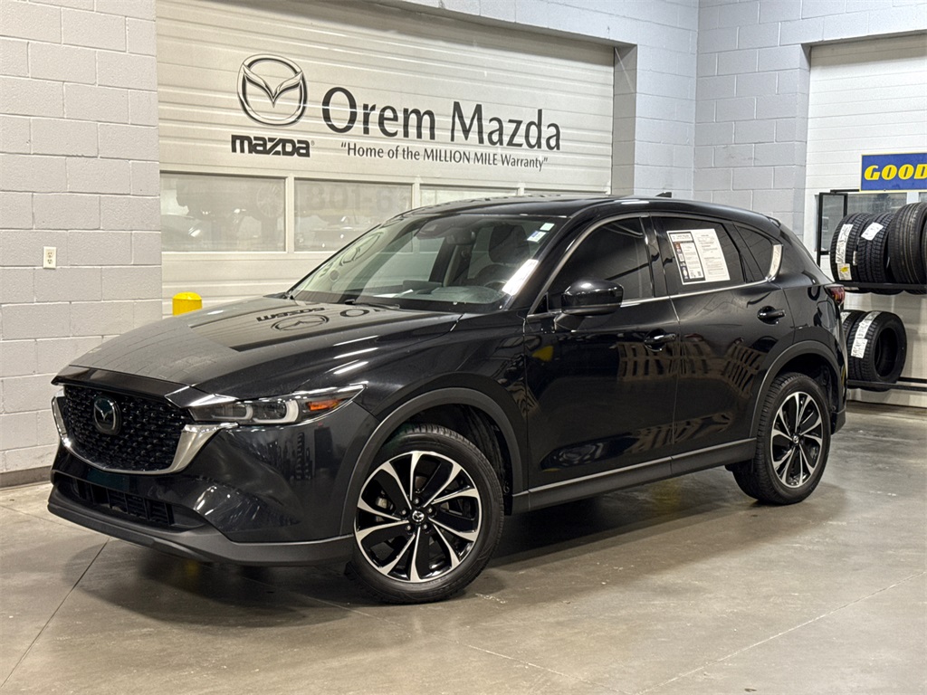 2022 Mazda CX-5 S Premium Plus package's photo