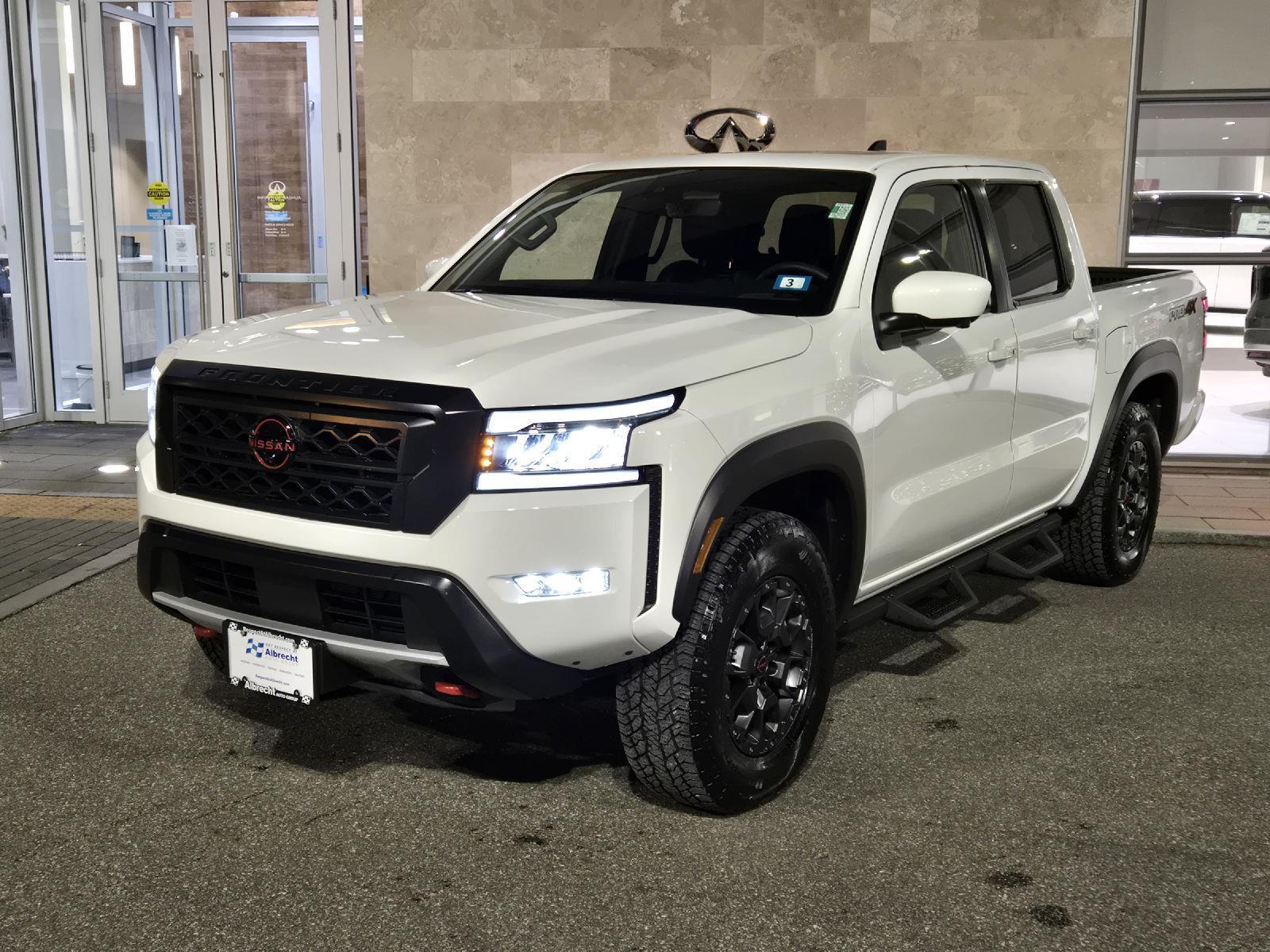 2023 Nissan Frontier PRO-4X's photo