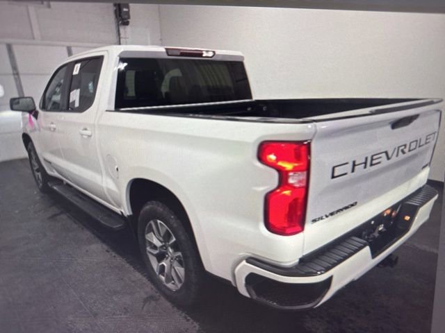 2021 Chevrolet Silverado 1500 RST photo 4