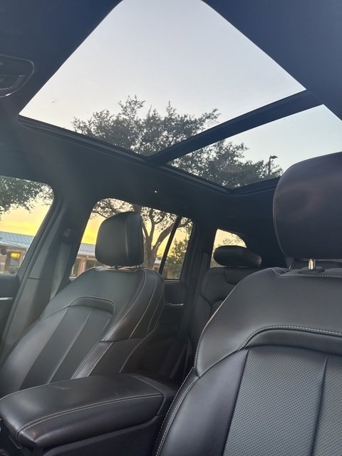 2024 Jeep Grand Cherokee Limited photo 5