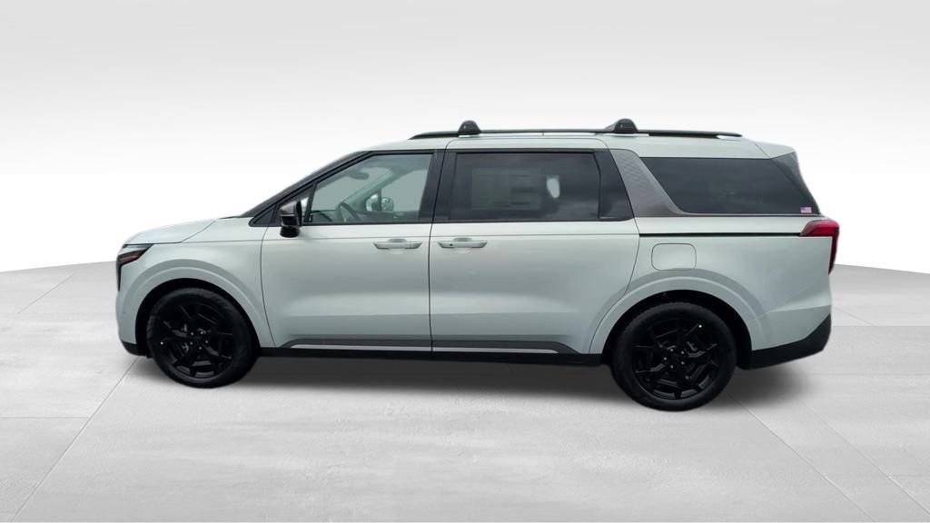 2026 Kia Carnival SX photo 2