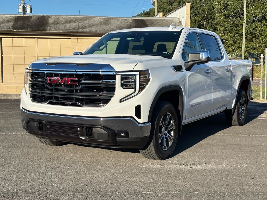 2025 GMC Sierra 1500 SLT's photo