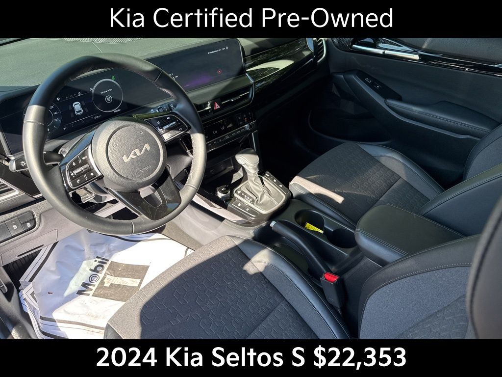 2024 Kia Seltos S photo 10
