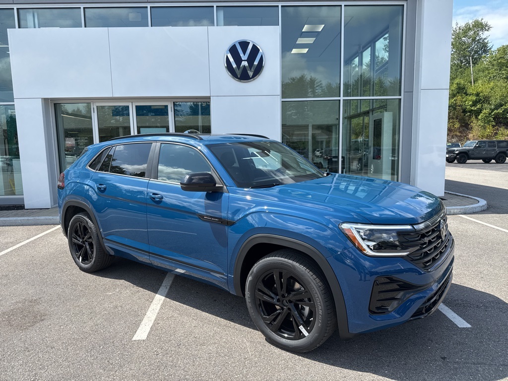 2026 Volkswagen Atlas Cross Sport SEL R-Line photo 16