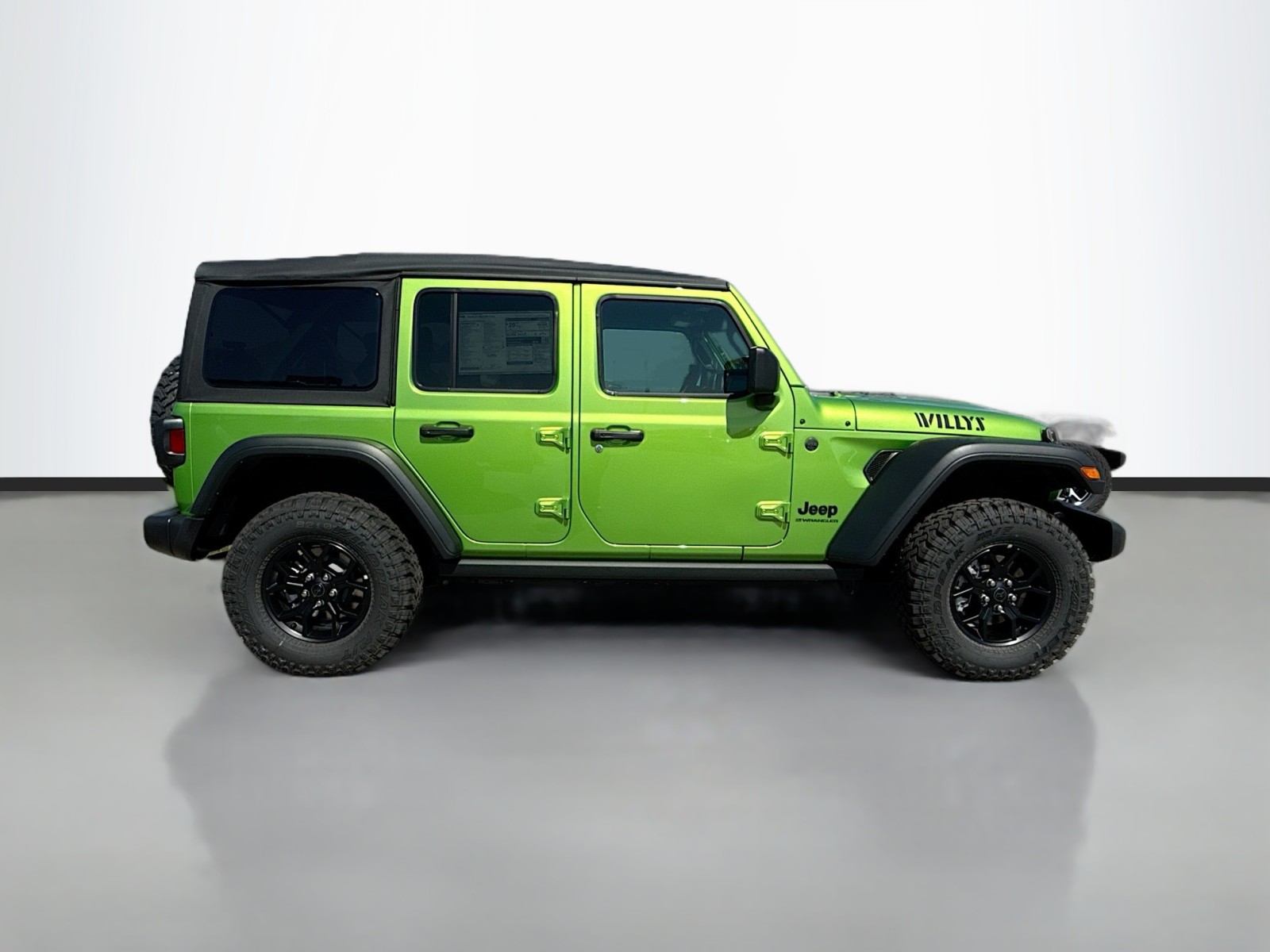 2025 Jeep Wrangler Willys photo 4