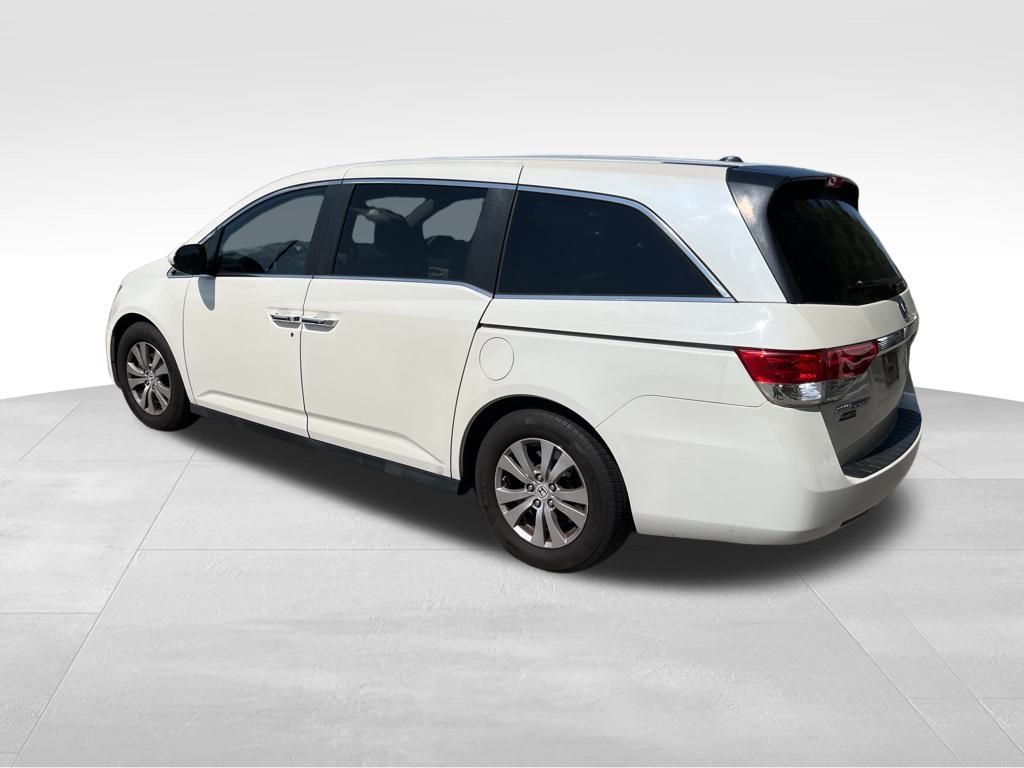 2016 Honda Odyssey EX-L photo 3