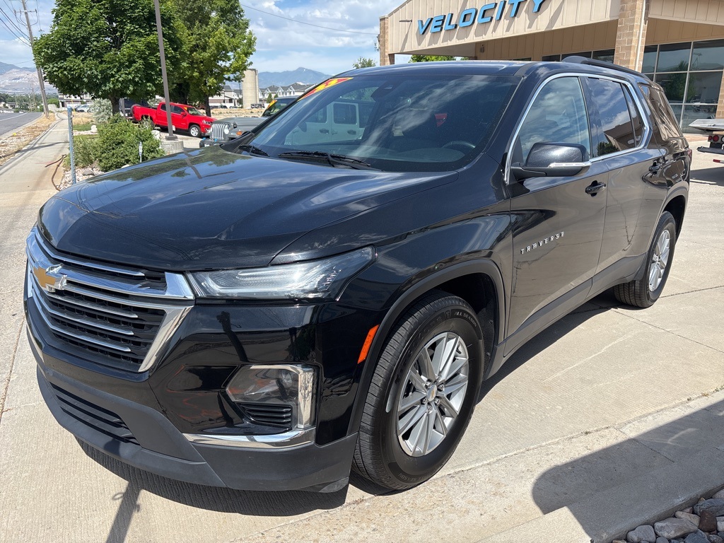 2023 Chevrolet Traverse photo 3