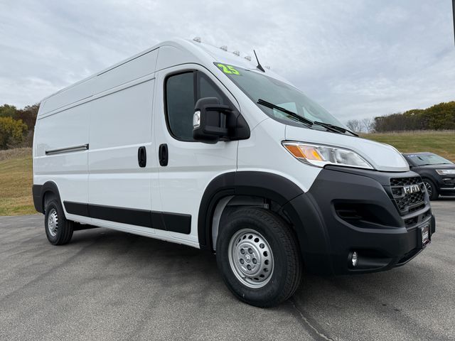 2025 Ram ProMaster 2500 photo 3