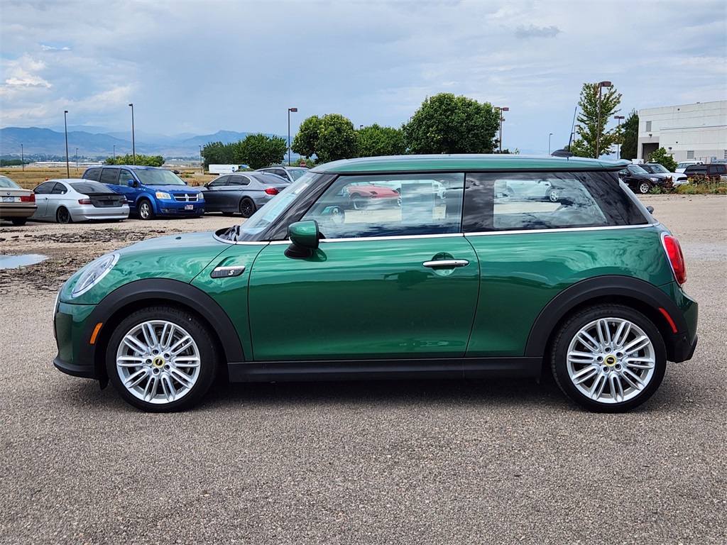 Used 2024 MINI Hardtop 2 Door SE with VIN WMW13DJ07R2V89533 for sale in Loveland, CO