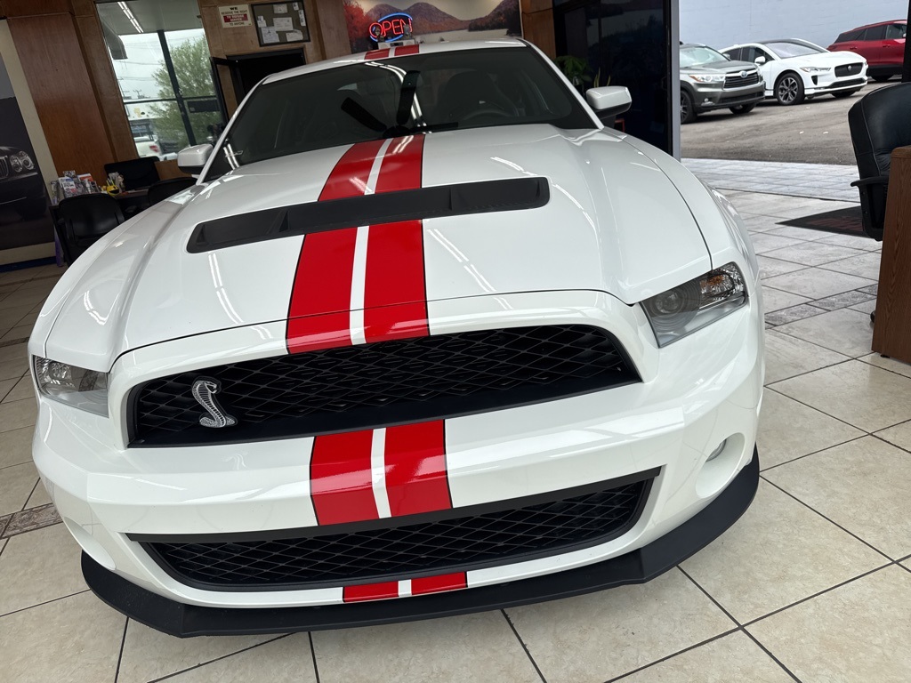 2012 Ford Mustang Shelby GT500 photo 3