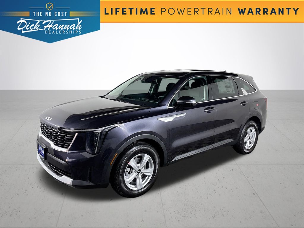 2026 Kia Sorento LX's photo