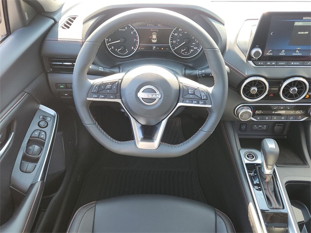 2025 Nissan Sentra SR photo 7