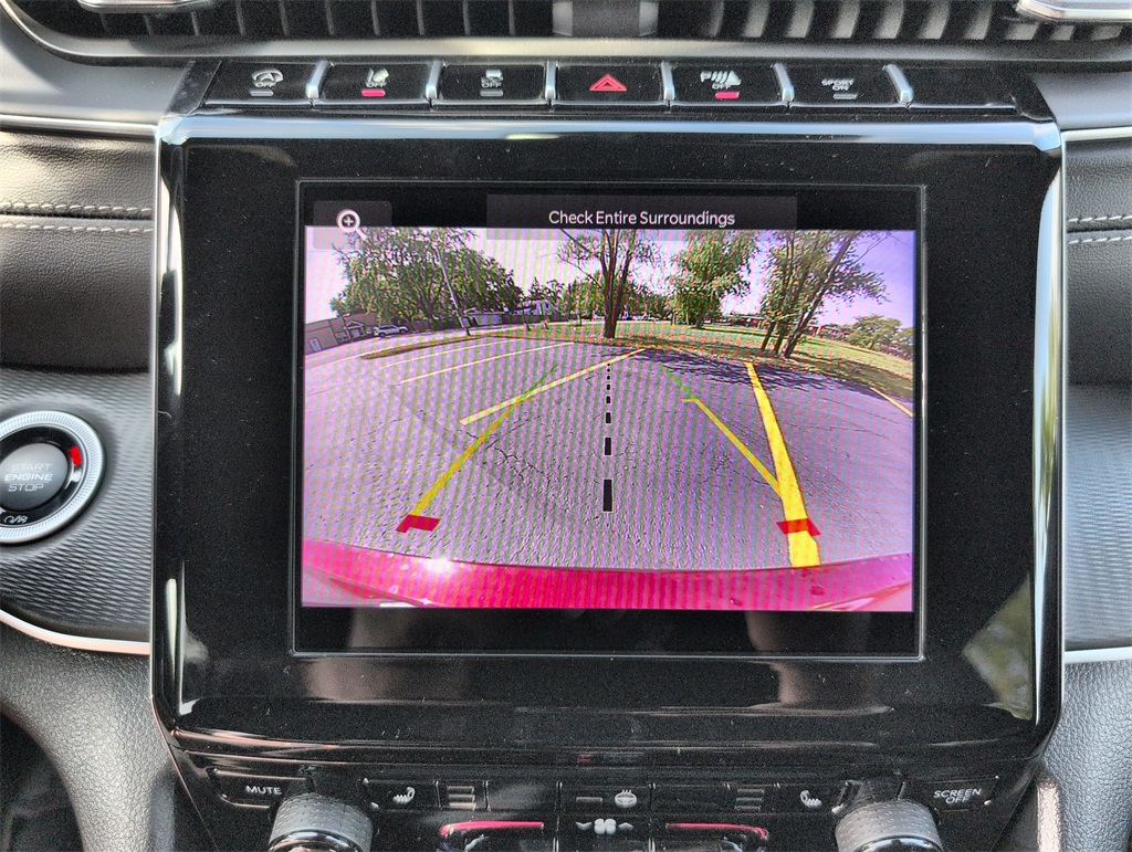 2025 Jeep Grand Cherokee Laredo Altitude photo 16