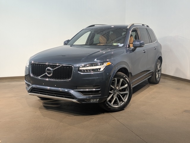 2019 Volvo XC90 Momentum's photo
