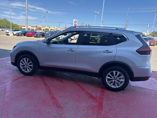 Used 2020 Brilliant Silver Metallic Nissan SV image 17