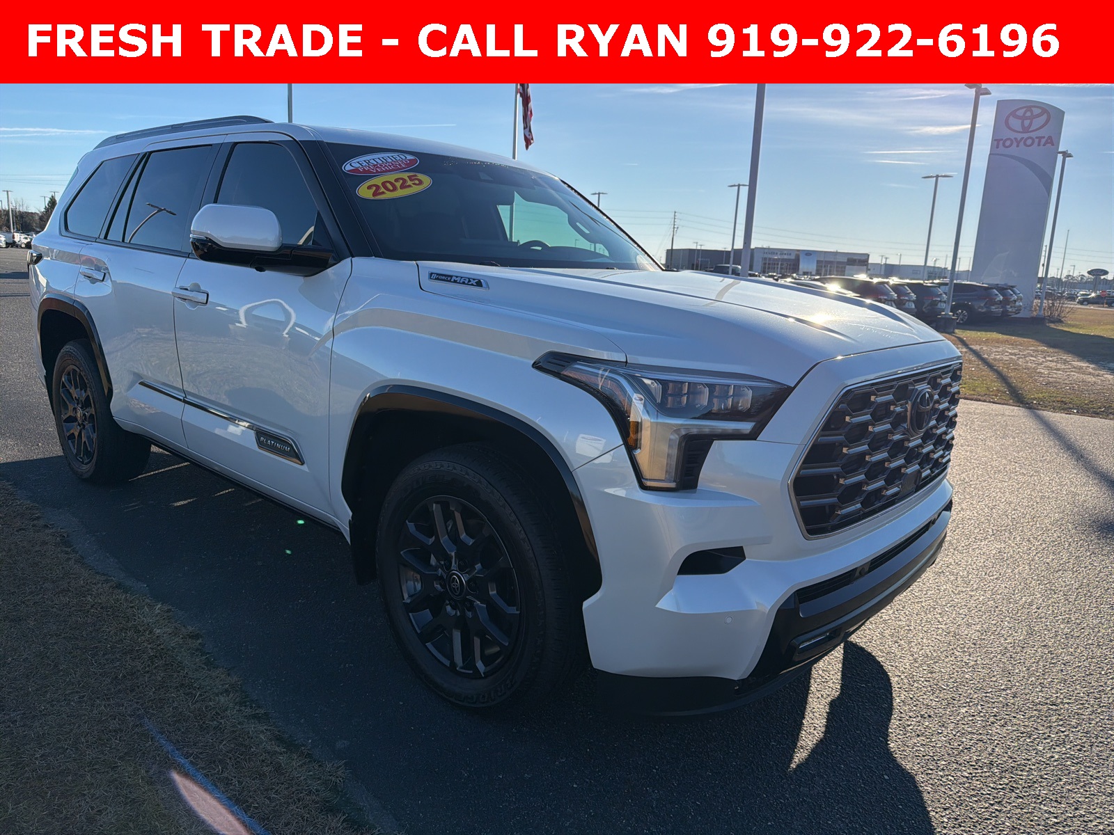 2025 Toyota Sequoia Platinum's photo