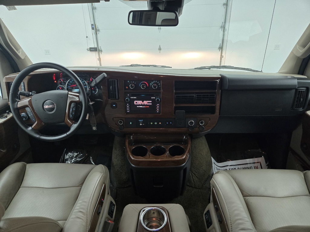2020 Gmc Savana photo 2