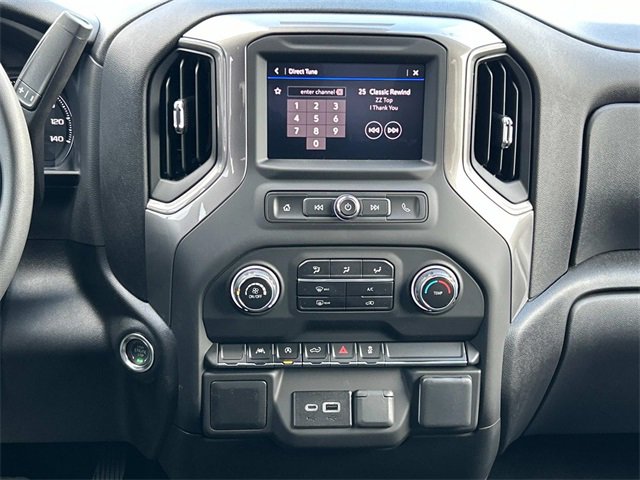 2025 Chevrolet Silverado 1500 Custom photo 11