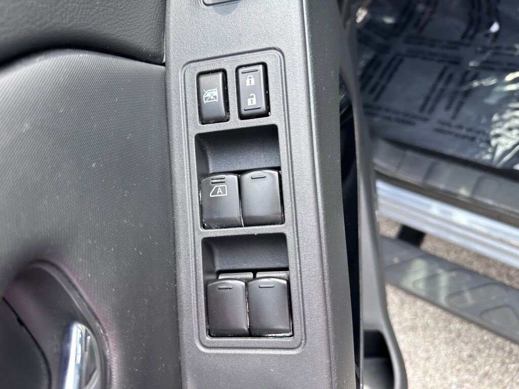 2022 Nissan Frontier S PRO-4X photo 23