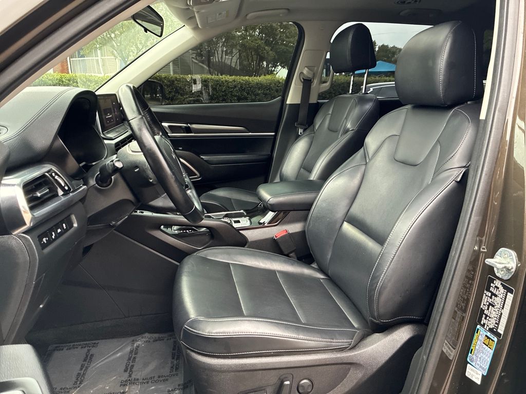 2022 Kia Telluride S photo 9