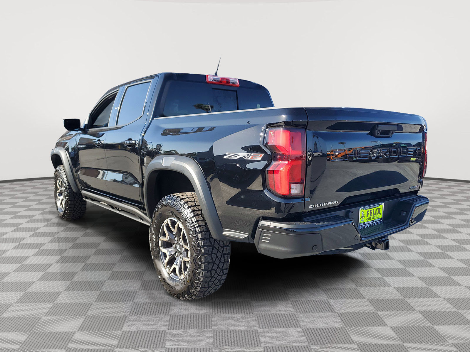 2026 Chevrolet Colorado ZR2 photo 2
