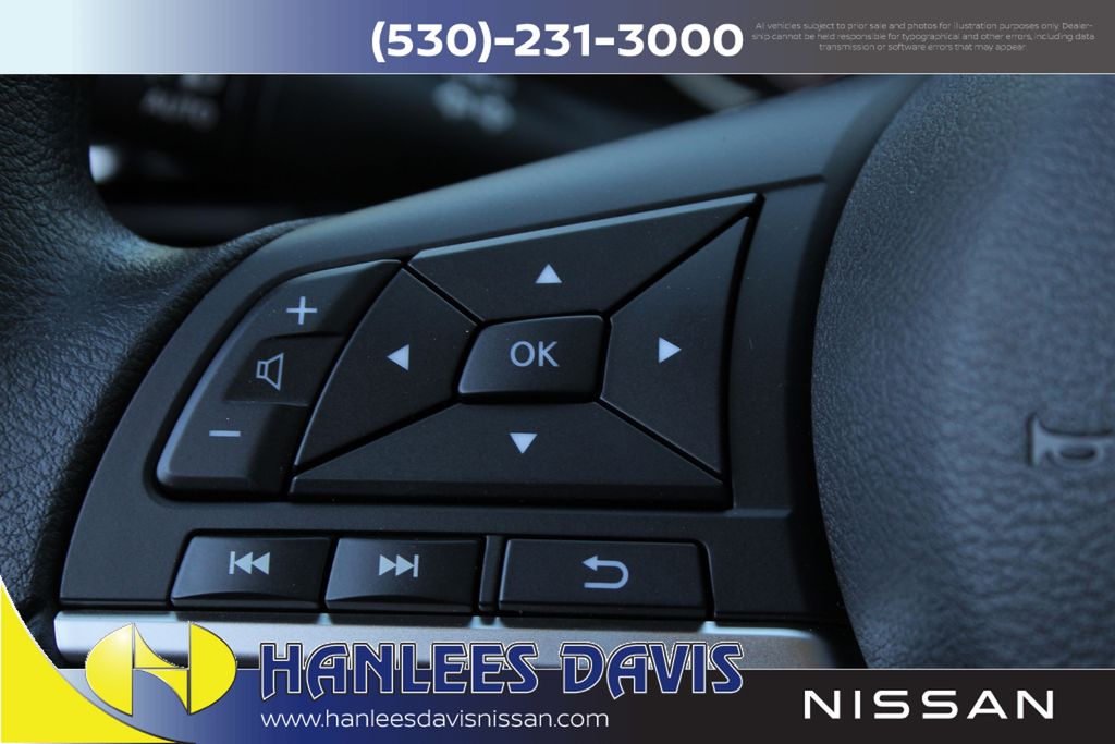 2025 Nissan Sentra SV photo 21