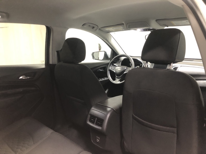 2020 Chevrolet Equinox LT photo 11