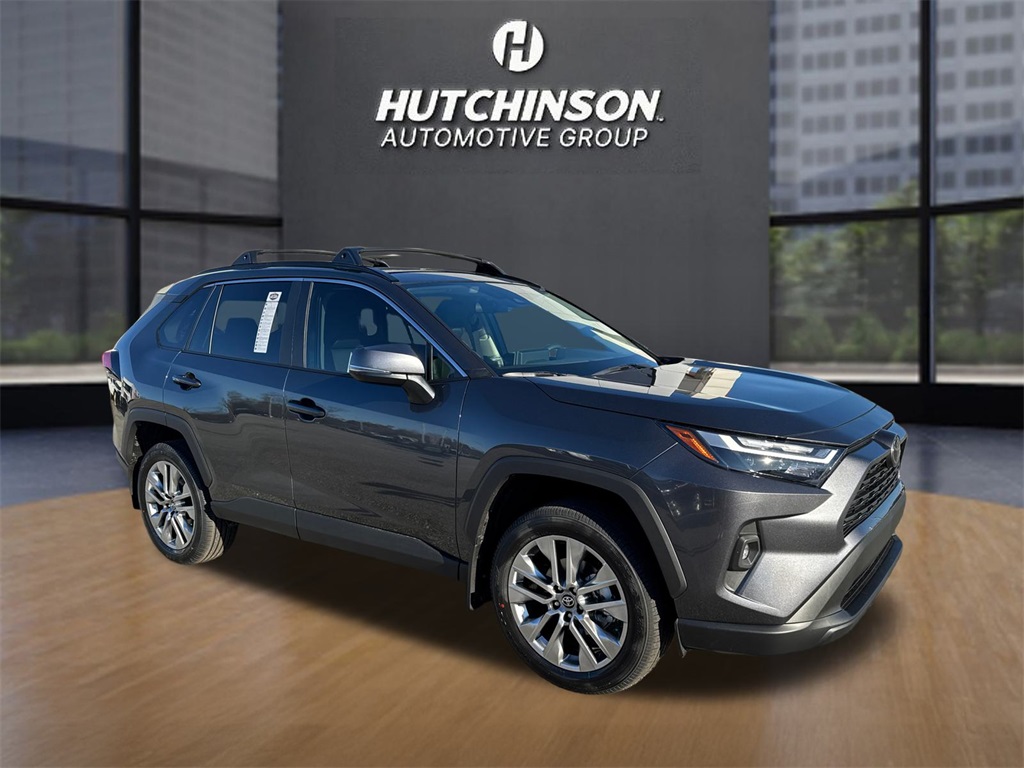 2025 Toyota RAV4 XLE Premium's photo