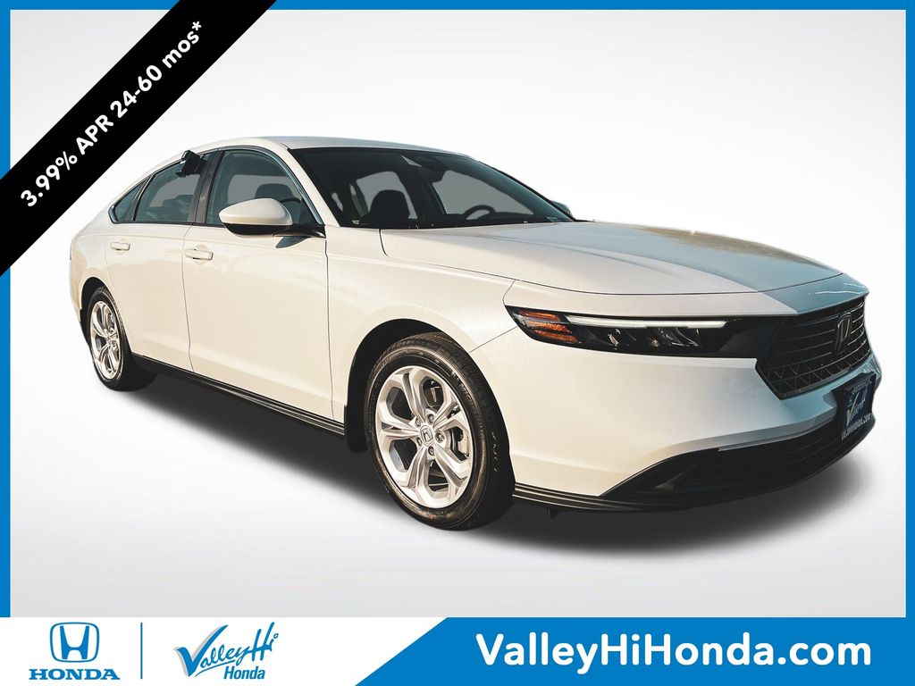 2025 Honda Accord LX's photo