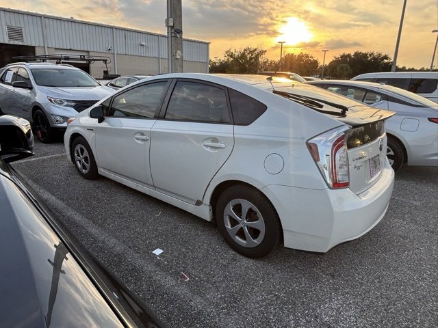 2015 Toyota Prius Four photo 4