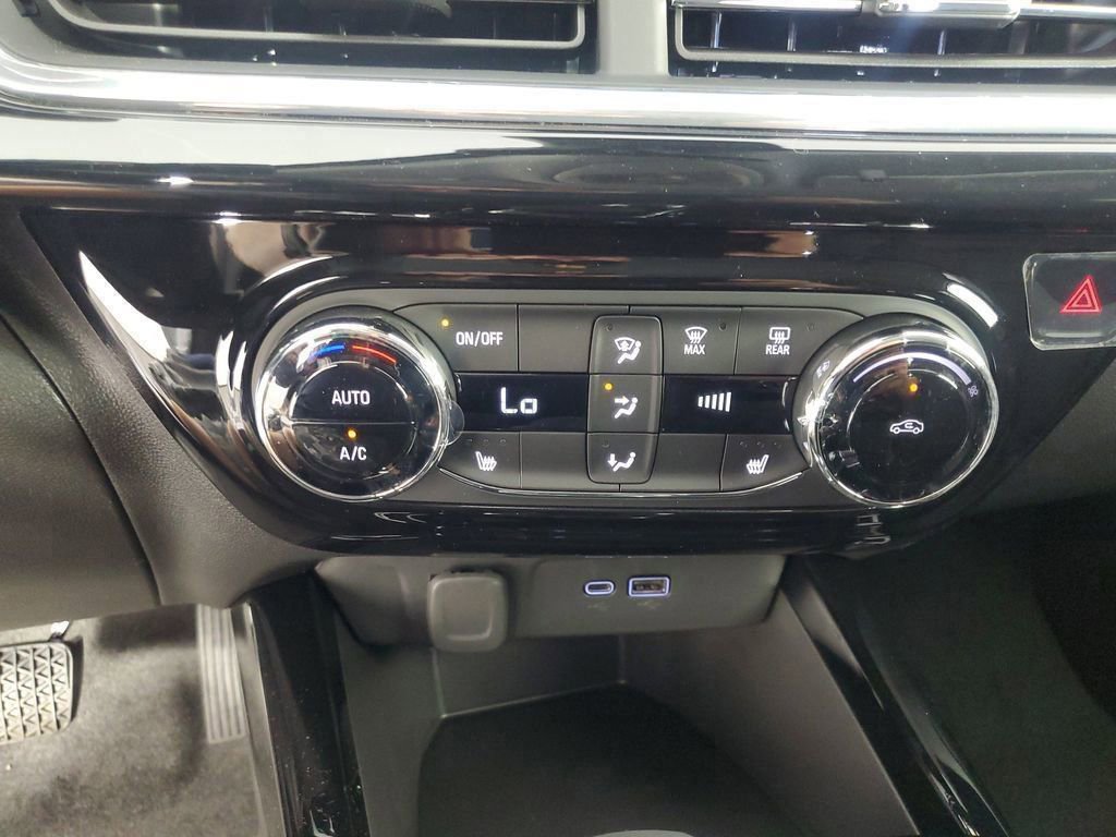 2025 Chevrolet Trax ACTIV photo 17
