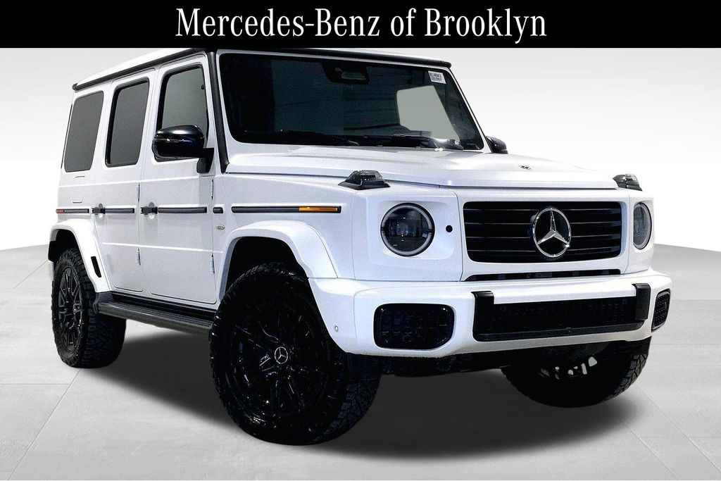 2025 Mercedes-Benz G-Class G580's photo