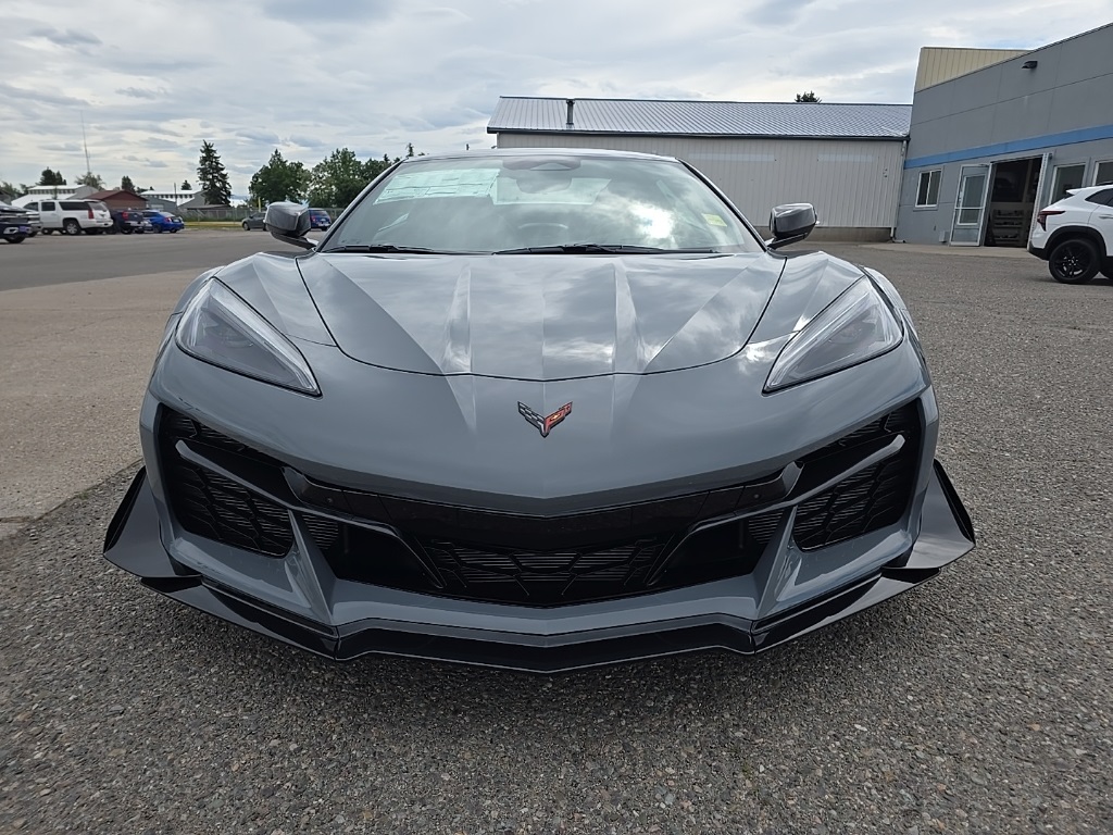 2025 Chevrolet Corvette Z06 3LZ photo 2