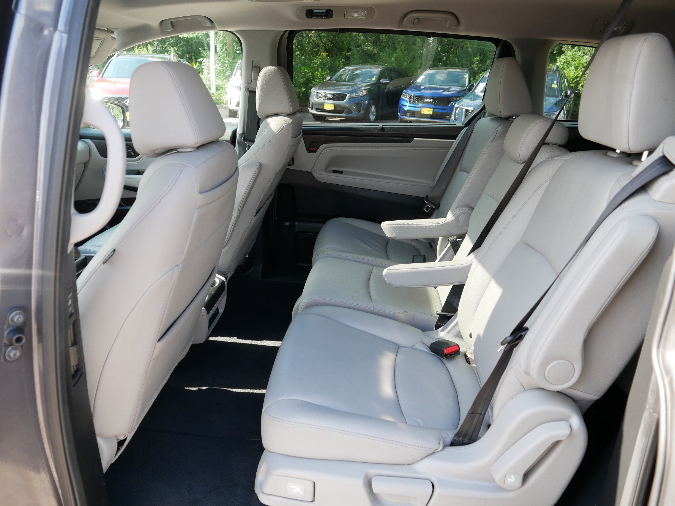 2018 Honda Odyssey EX-L photo 34