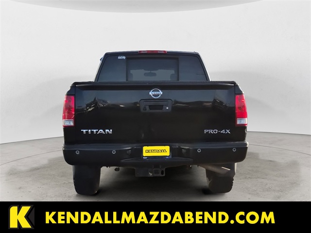 2015 Nissan Titan photo 4