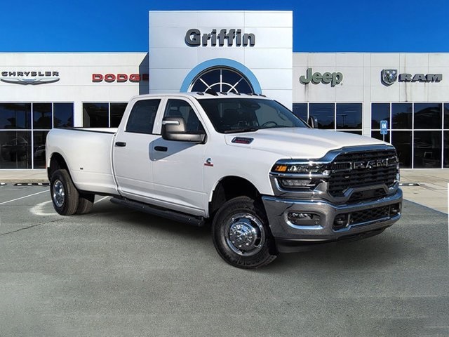 2026 RAM 3500 Tradesman's photo