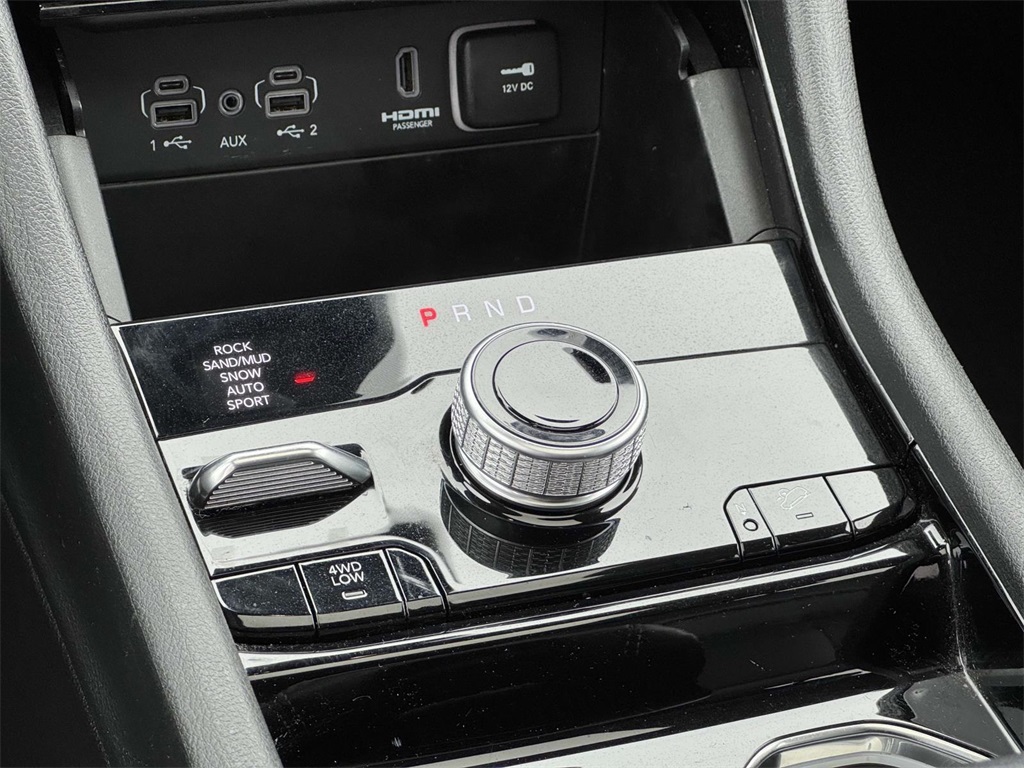 2022 Jeep Cherokee Limited 4xe photo 20