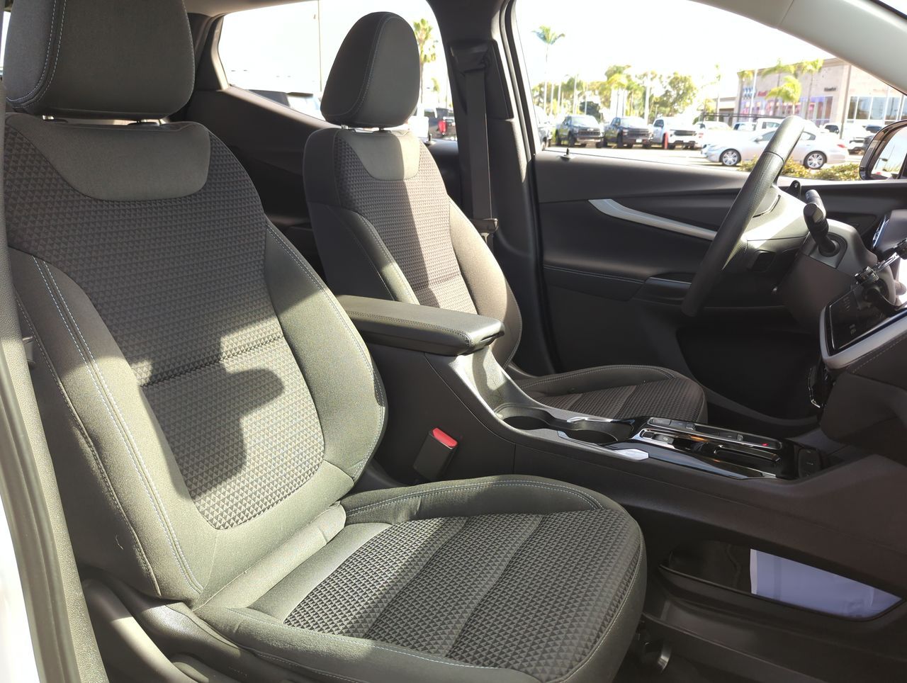 2022 Chevrolet Bolt EUV 1LT photo 24