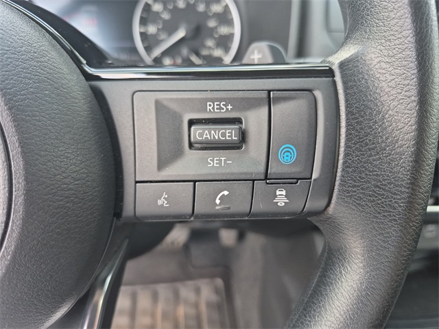 2023 Nissan Rogue SV photo 23