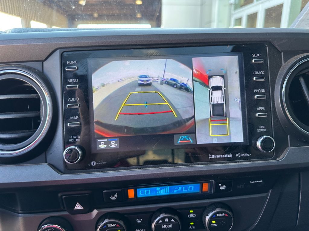 2021 Toyota Tacoma TRD Off-Road photo 25