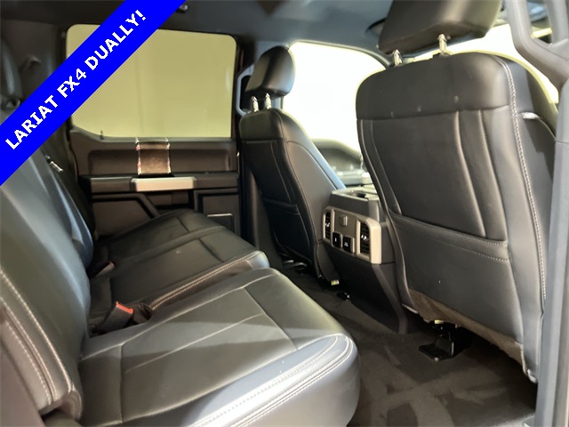 2022 Ford F-350 photo 22