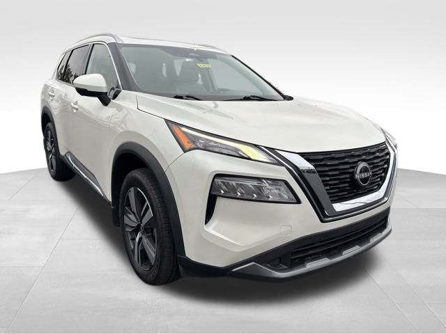 2023 Nissan Rogue SL's photo
