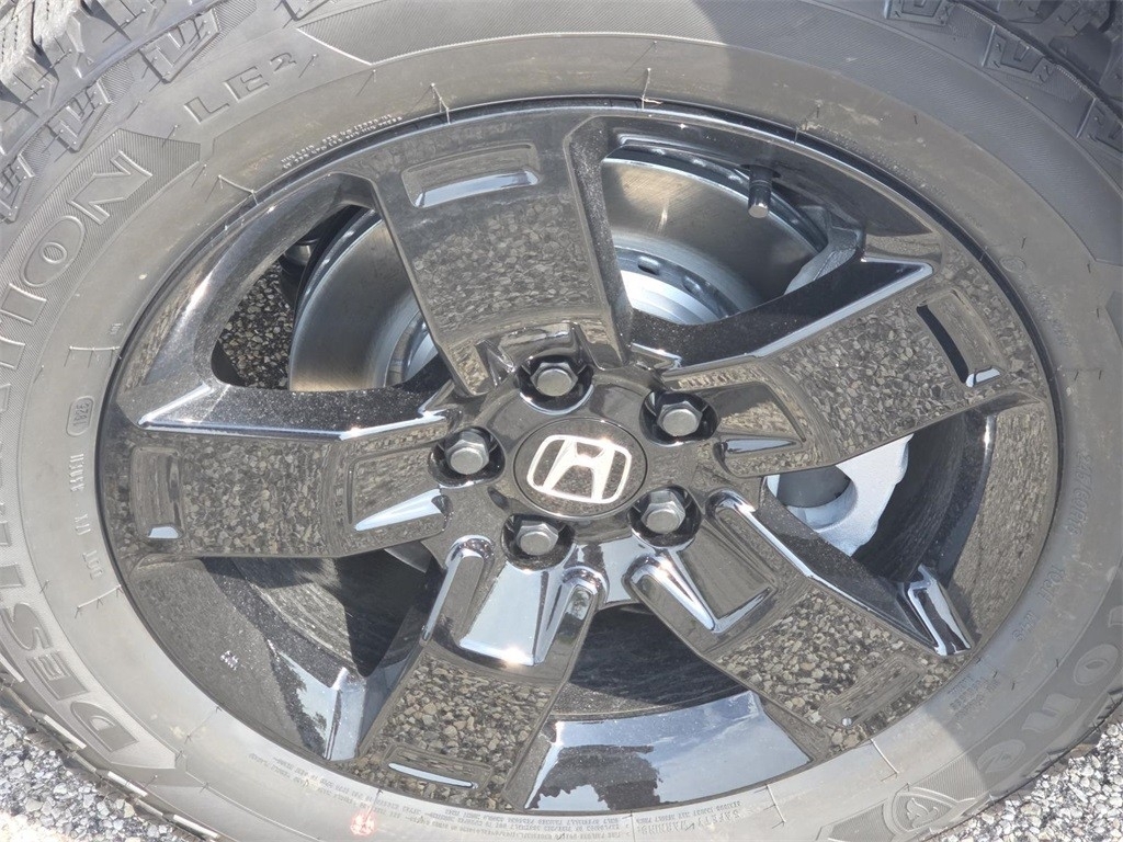 2025 Honda Ridgeline Black Edition photo 16