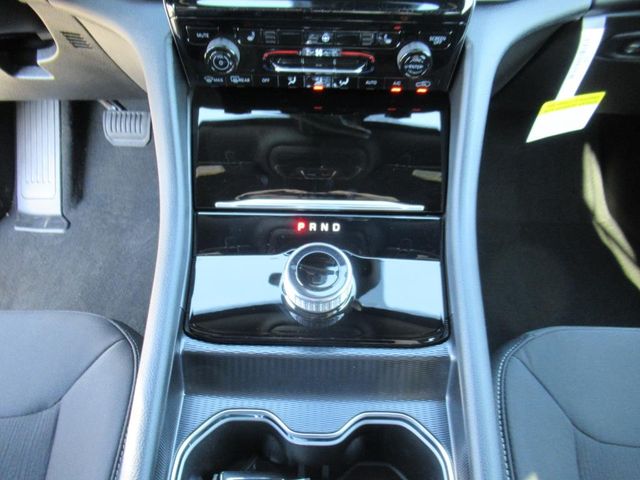 2025 Jeep Grand Cherokee Laredo X photo 20