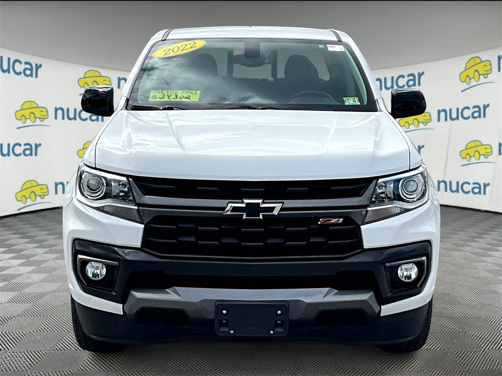 2022 Chevrolet Colorado Z71 photo 2