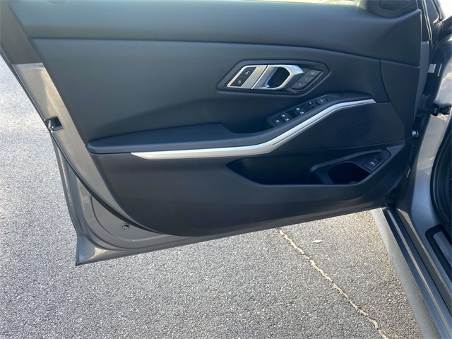 2023 Bmw 330i xDrive photo 18
